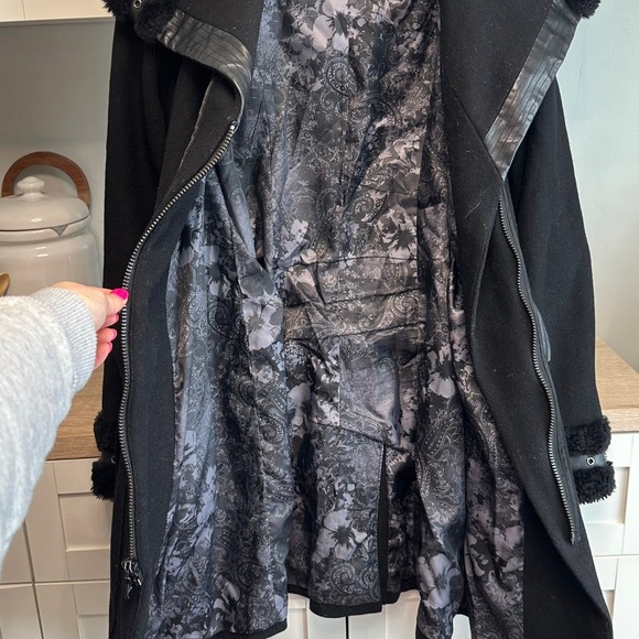 Y2K GUESS Wool Blend Belted Trench Coat Faux Fur Leather Moto Chic Mob Wife Sz L - Picture 5 of 14